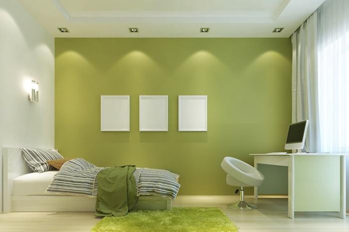 How to decorate a green color painted room